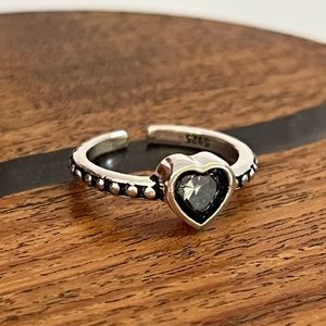 Heart adjustable ring